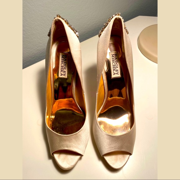 Badgley Mischka Kiara Embellished Peep-Toe Pumps - Picture 6 of 16